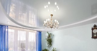 Глянцевый потолок Ломоносов, цена от 4524 руб.